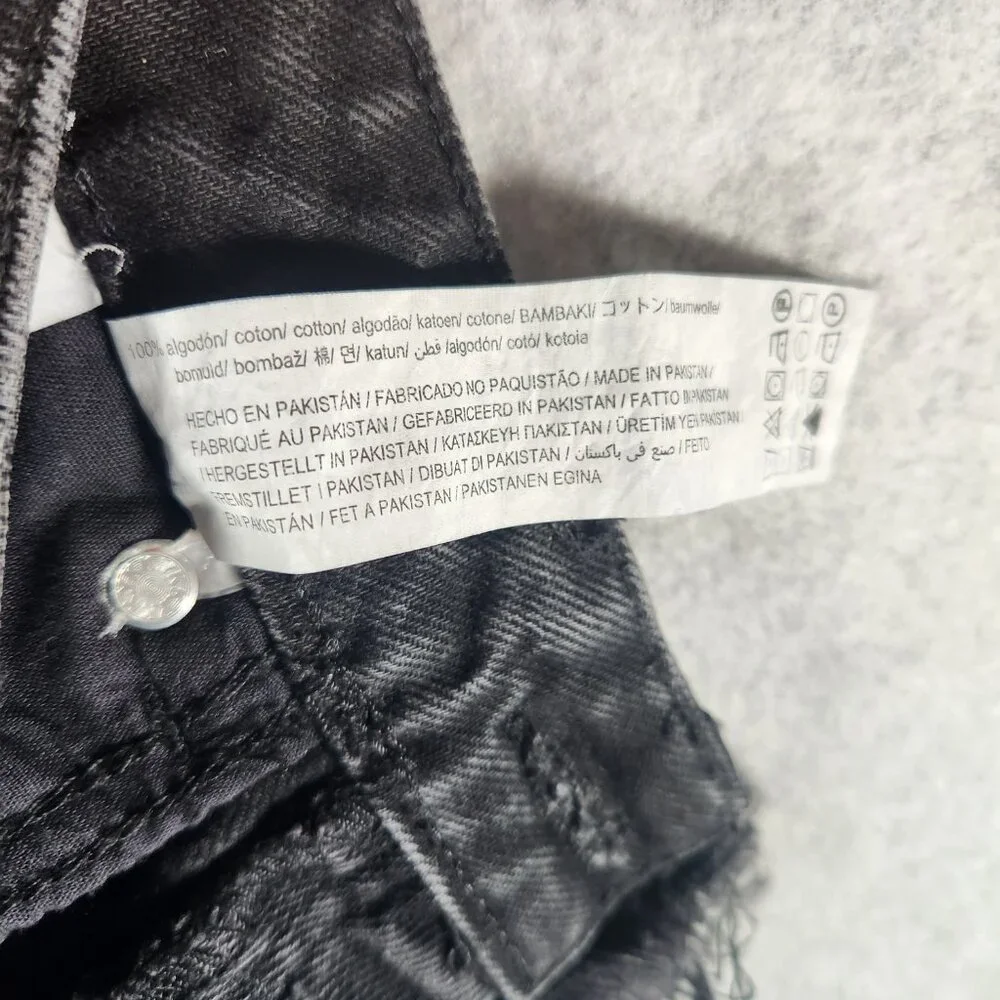 Zara Washed Black Distressed Mid Rise Button Fly Denim Shorts Size 4 - Picture 6 of 8